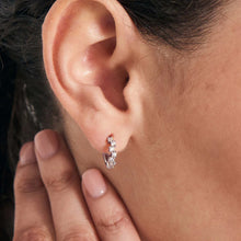 Charger l'image dans la galerie, Silver Sparkle Cluster Huggie Hoop Earrings Ania Haie