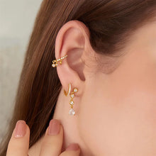 Charger l'image dans la galerie, Gold Molten Cascade Bezel-Set Teardrop Stud Earrings