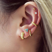 Laden Sie das Bild in den Galerie-Viewer, Ania Haie Chill Voyager Small Huggie Hoop Earrings