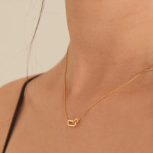 Load image into Gallery viewer, Glam Interlock Necklace