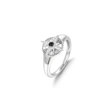 Load image into Gallery viewer, Silver Star Signet Ring