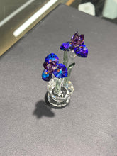 Load image into Gallery viewer, Iris Crystal Figurine