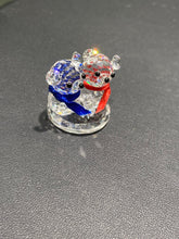 Load image into Gallery viewer, Hugging Teddies Crystal Figurine