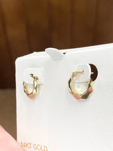 Load image into Gallery viewer, Diamond-Cut Gold Hoop Earrings