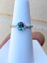 Load image into Gallery viewer, Aquamarine And Diamond White Gold Ring
