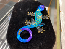 Load image into Gallery viewer, Desert Gecko Glass Figurine