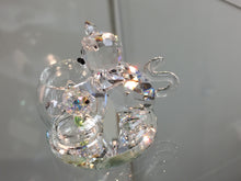 Load image into Gallery viewer, Curious Cat Crystal Figurine