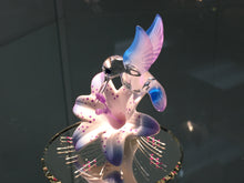 Load image into Gallery viewer, Hummingbird &amp; Flower Glass Figurine