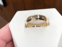 Load image into Gallery viewer, Gold Wide Wedding Ring