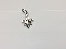 Load image into Gallery viewer, Fleur De Lis Silver Charm