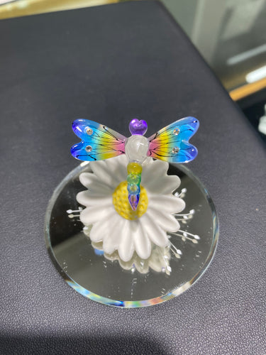 Dragon Fly And Daisy Glass Figurine