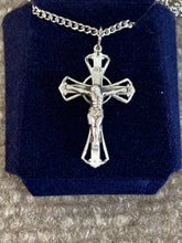 Load image into Gallery viewer, Silver Crucifix And Chain