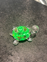 Load image into Gallery viewer, Small Green Turtle Glass Figurine