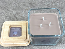 Load image into Gallery viewer, Soothing Oak &amp; Patchouli Yankee Candle