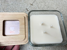 Load image into Gallery viewer, Renewing Coconut And Iris Yankee Candle