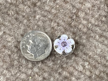 Load image into Gallery viewer, Flower Silver Bead