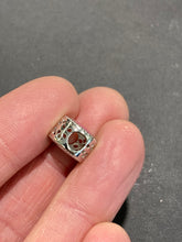 Cargar imagen en el visor de la galería, Waterlily Silver Bead
