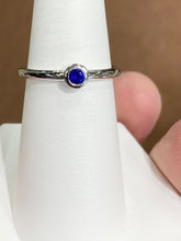 Load image into Gallery viewer, Sapphire Silver Ring