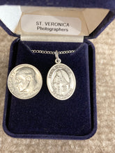 Load image into Gallery viewer, Saint Veronica Silver Pendant And Chain