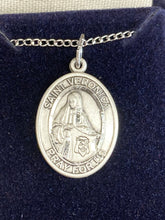 Load image into Gallery viewer, Saint Veronica Silver Pendant And Chain