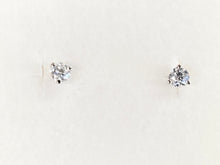 Load image into Gallery viewer, Diamond Stud Earrings 0.75 Carats
