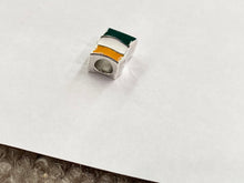 Laden Sie das Bild in den Galerie-Viewer, Ireland Flag Silver Bead