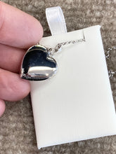 Load image into Gallery viewer, Silver Heart Locket With Chain