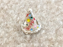 Load image into Gallery viewer, Happy Birthday Hat Silver Reflection Bead
