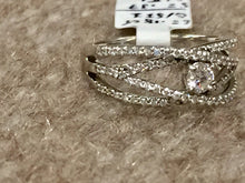 Load image into Gallery viewer, Diamond Ring 14 K White Gold 0.55 Carats