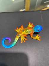 Load image into Gallery viewer, Gecko Kona Glass Figurine