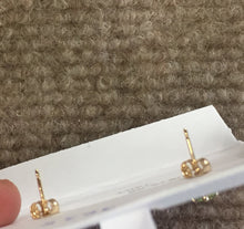 Load image into Gallery viewer, Peridot 14 K Yellow Gold Stud Earrings